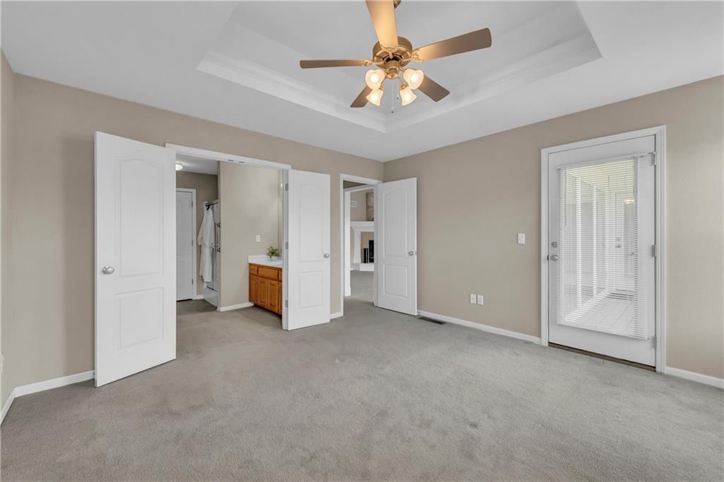 9410 N Main Street — photo 18