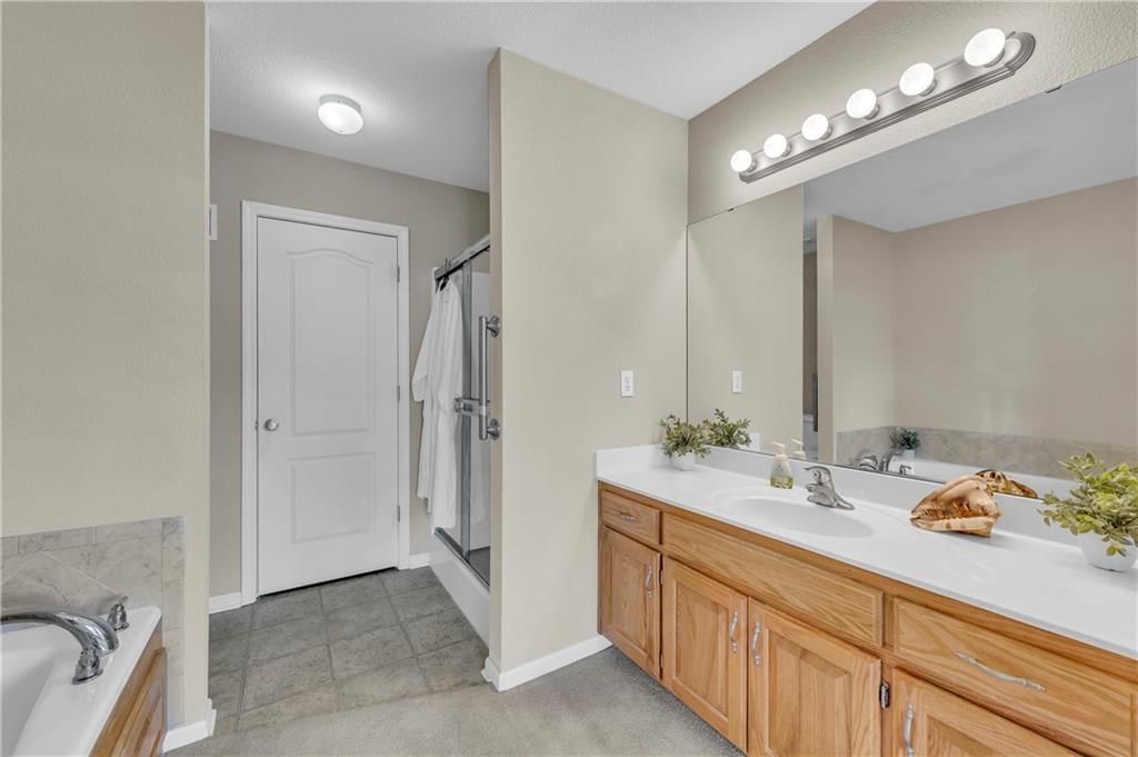 9410 N Main Street — photo 19
