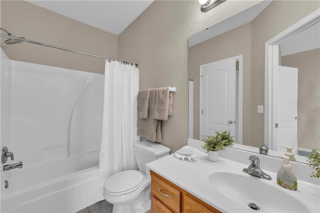 9410 N Main Street — photo 25
