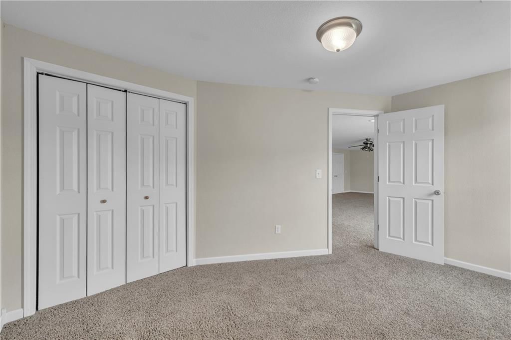9410 N Main Street — photo 32