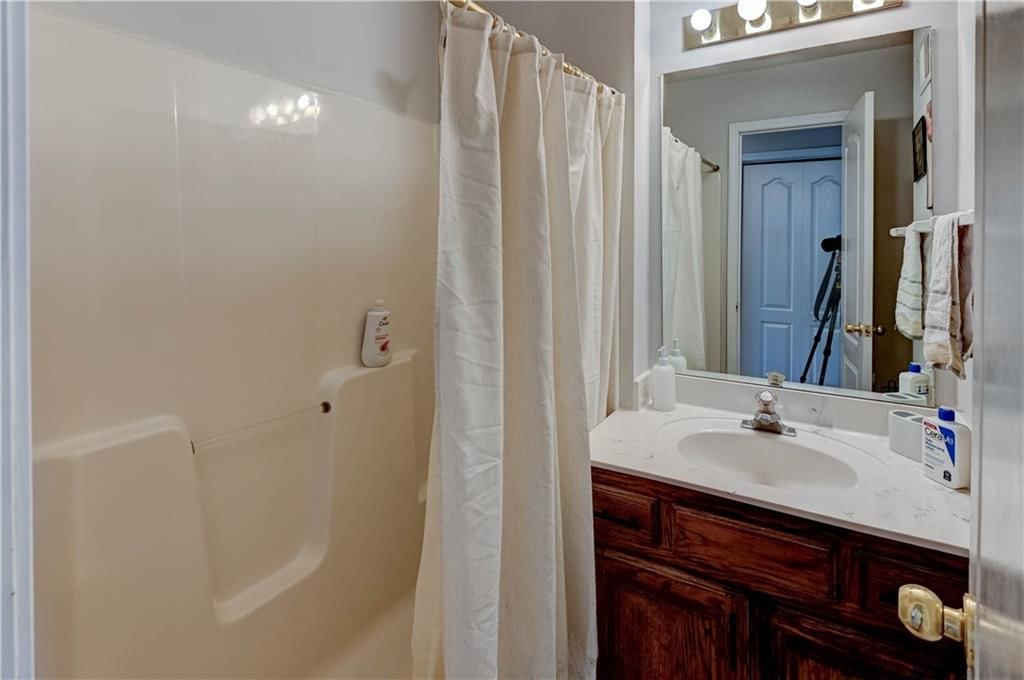 8703 N Carson Avenue — photo 30