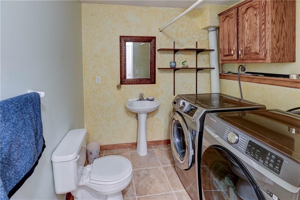 8703 N Carson Avenue — photo 33