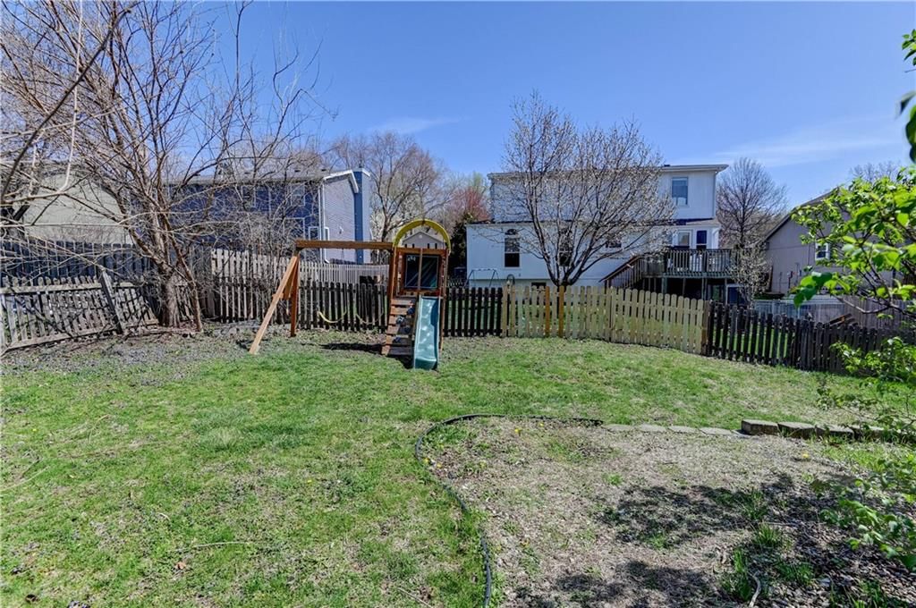 8703 N Carson Avenue — photo 35