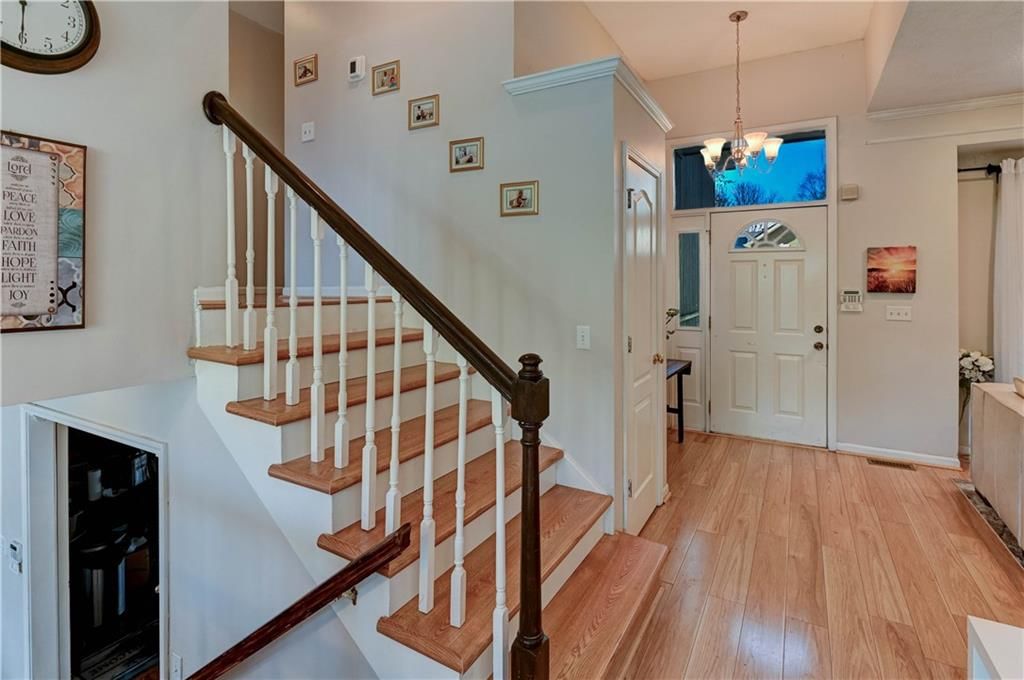 8703 N Carson Avenue — photo 7