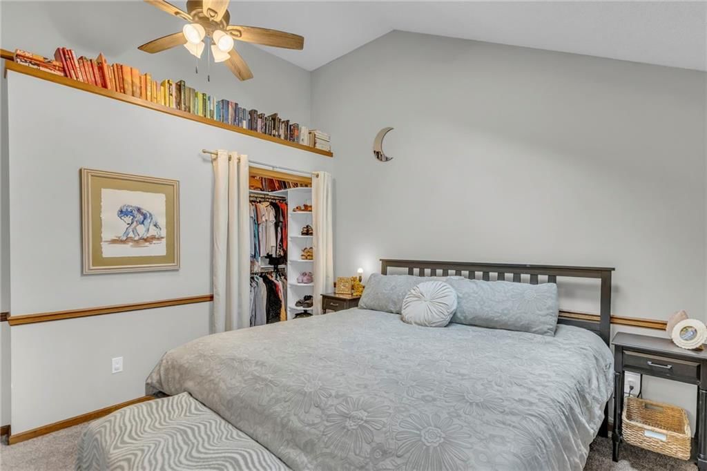 221 NW Whitlock Drive — photo 23