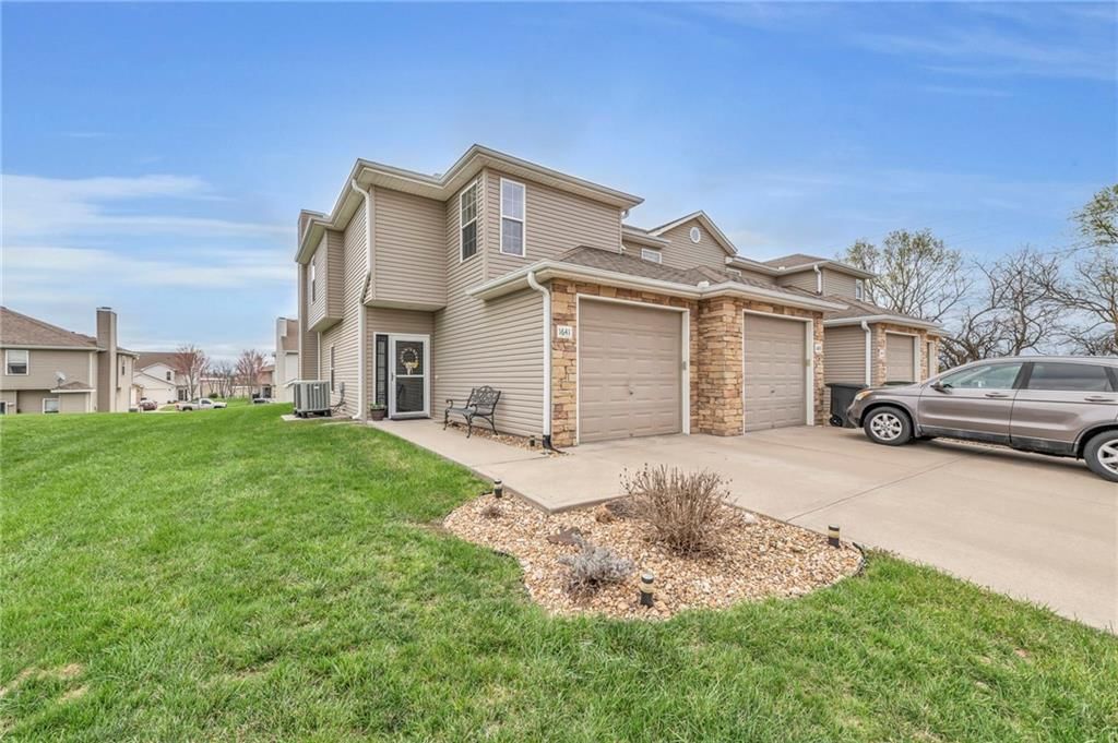 1641 SW MADISON Street, Lee's Summit, MO
