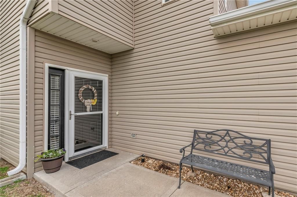 1641 SW MADISON Street — photo 4