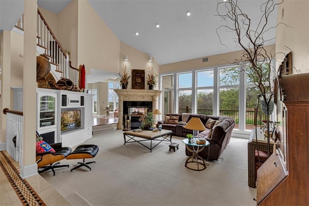 9439 Vista Drive — photo 16