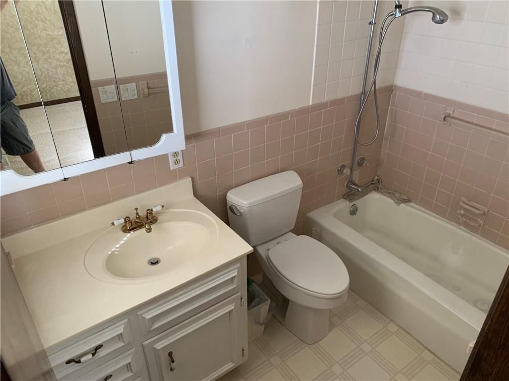 906 Summit Street — photo 12