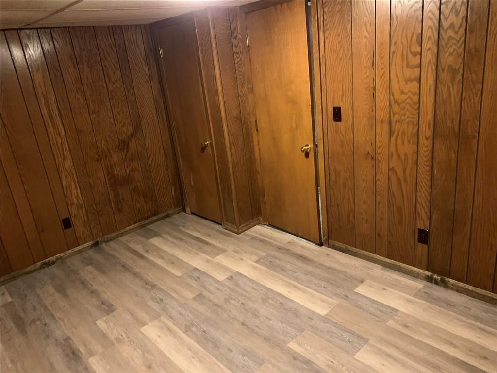 906 Summit Street — photo 19