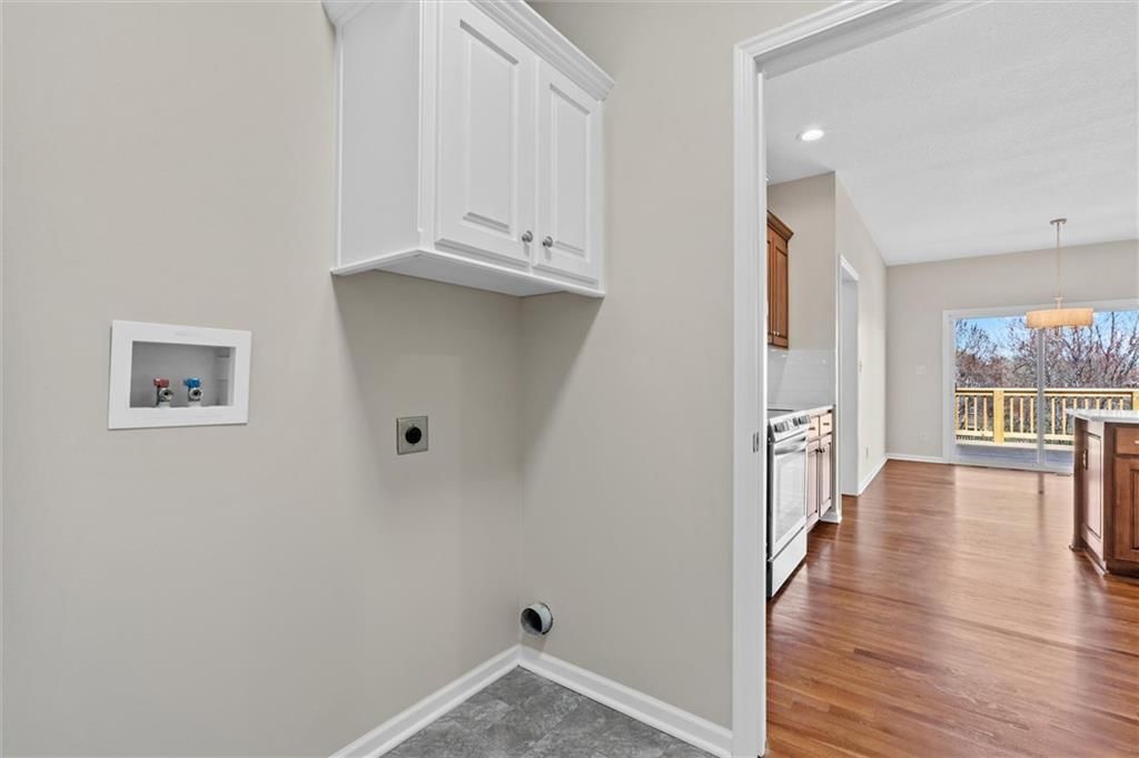 11121 N Manchester Avenue — photo 20