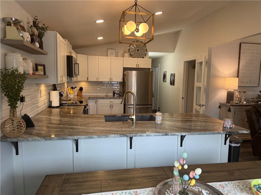 502 Ash Street — photo 11