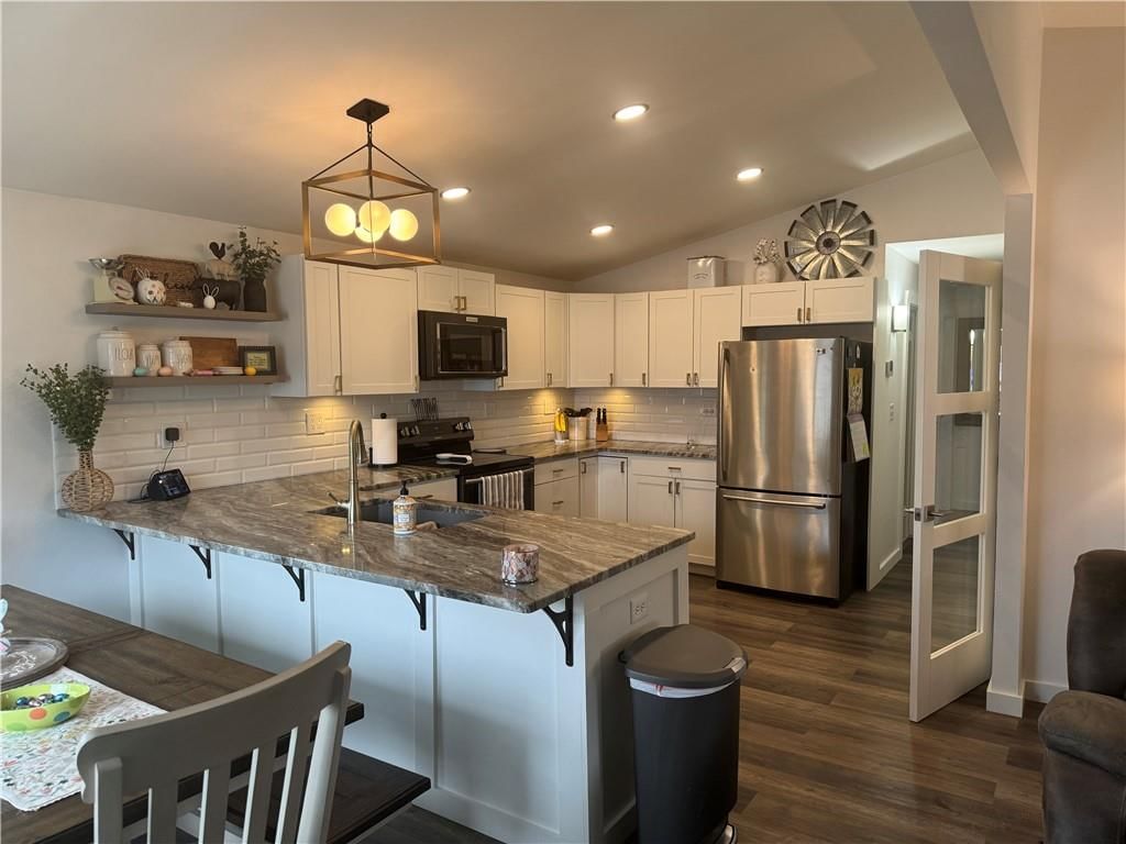 502 Ash Street — photo 12