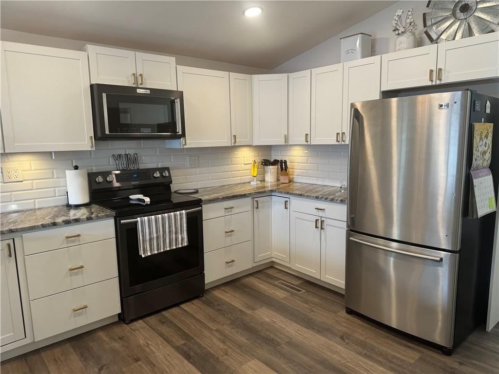 502 Ash Street — photo 14