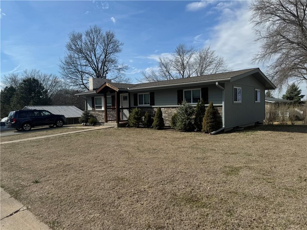 502 Ash Street — photo 3