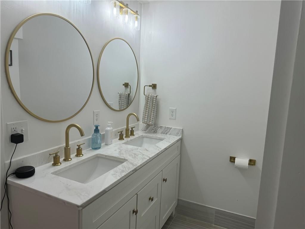 502 Ash Street — photo 32