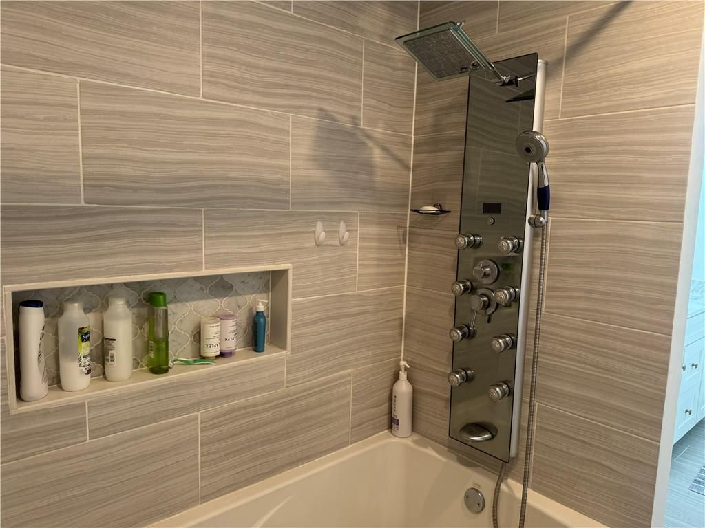 502 Ash Street — photo 33