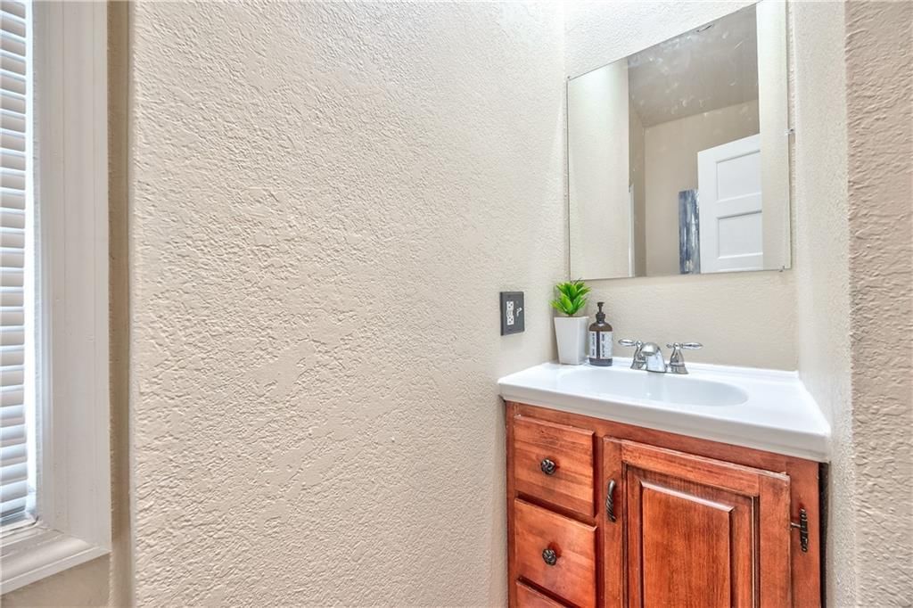 3615 Jefferson Street — photo 32