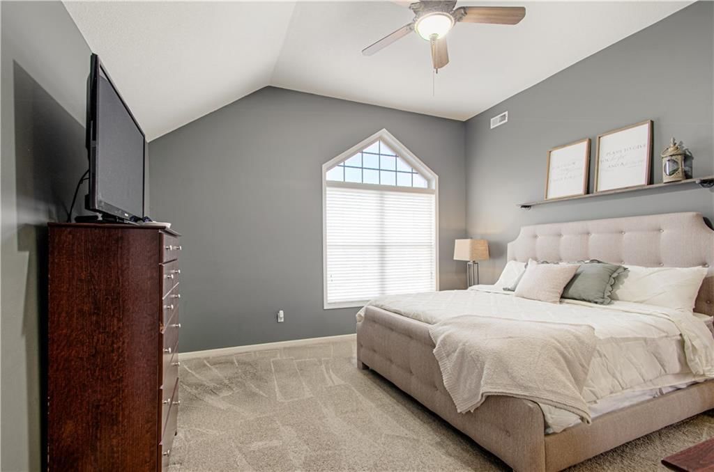5604 NE Scenic Drive — photo 13