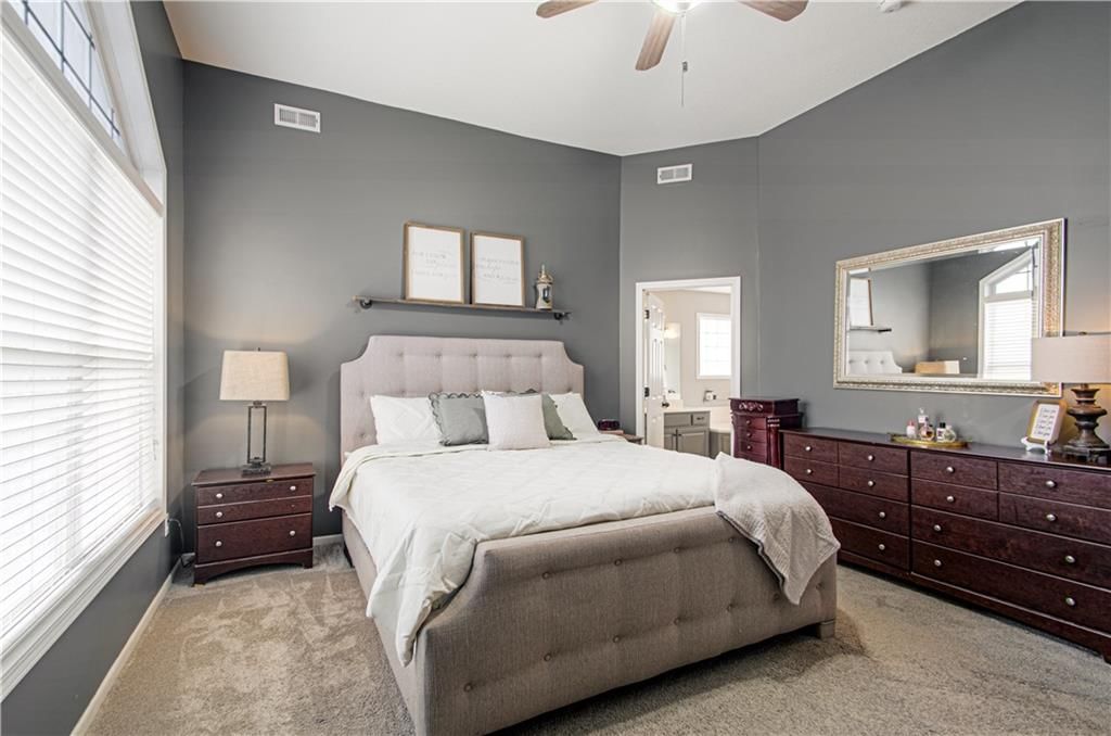 5604 NE Scenic Drive — photo 15