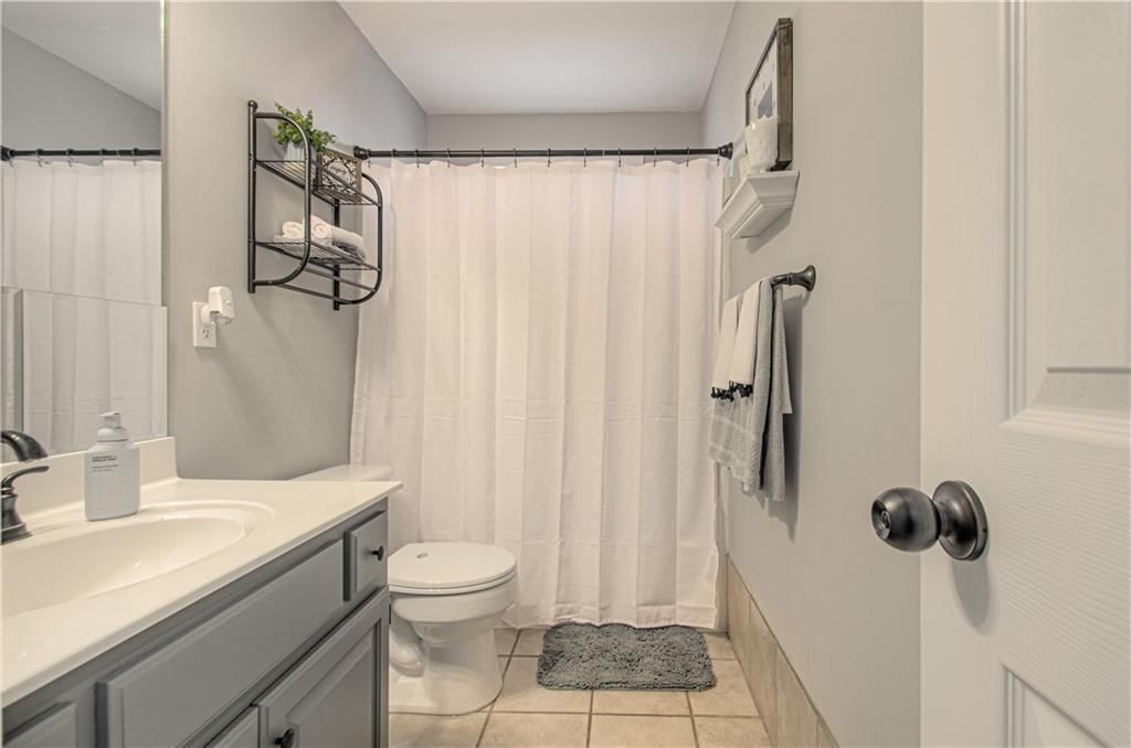 5604 NE Scenic Drive — photo 23