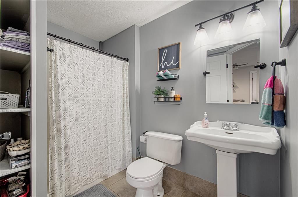 5604 NE Scenic Drive — photo 32