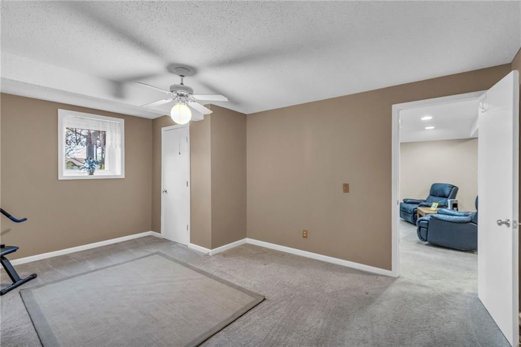 6613 W 126th Terrace — photo 26