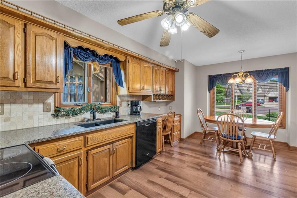 6613 W 126th Terrace — photo 9
