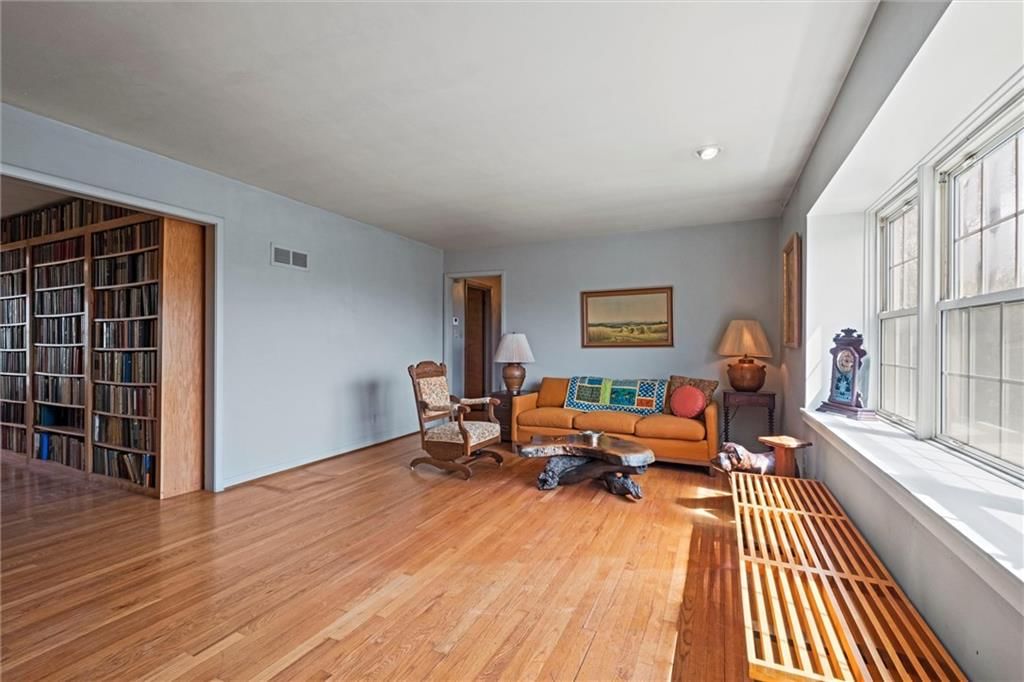 12 NW Greentree Lane — photo 5