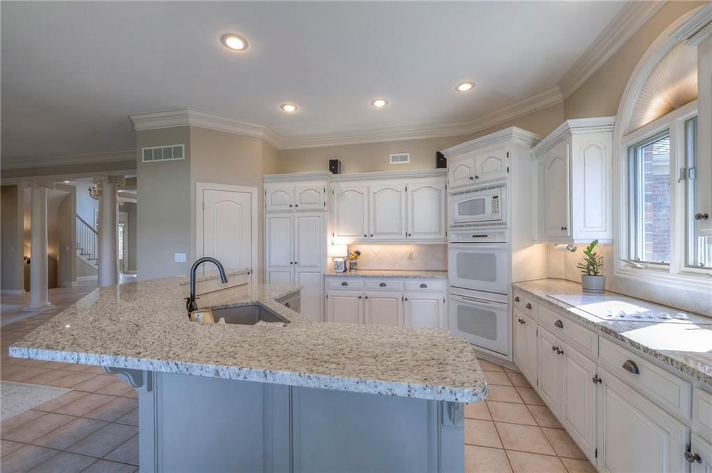 9320 Falcon Ridge Drive — photo 14