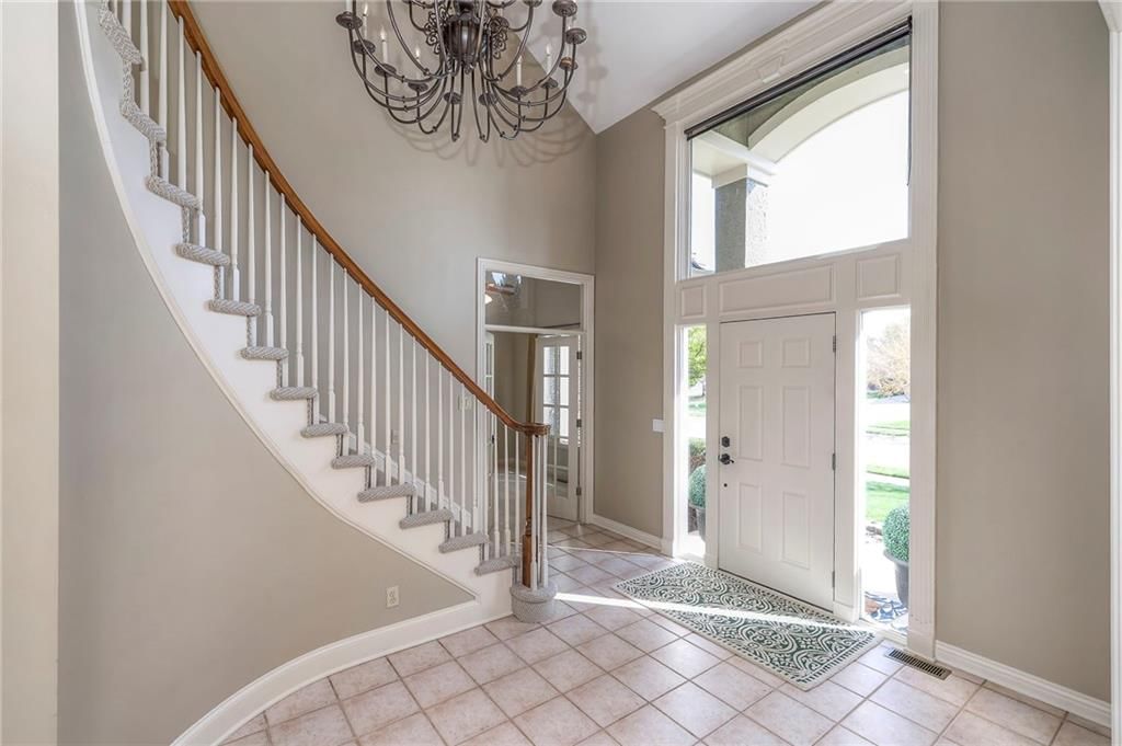 9320 Falcon Ridge Drive — photo 4