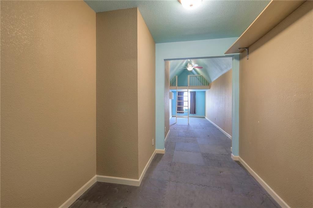 9320 Falcon Ridge Drive — photo 32