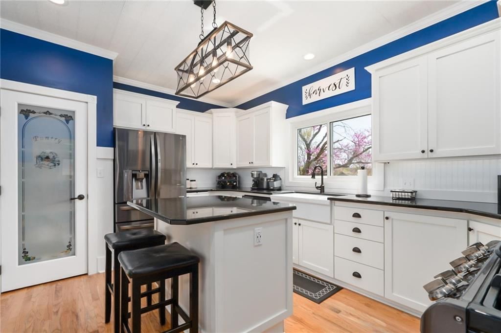 1104 W 7th Street — photo 19