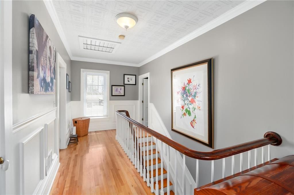 1104 W 7th Street — photo 30