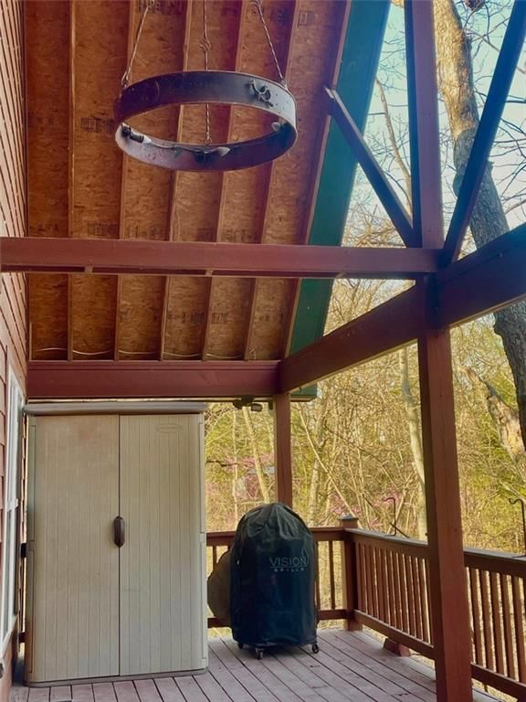 518 SW Lakeside Drive — photo 25
