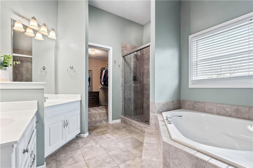 14079 W 148TH Terrace — photo 33