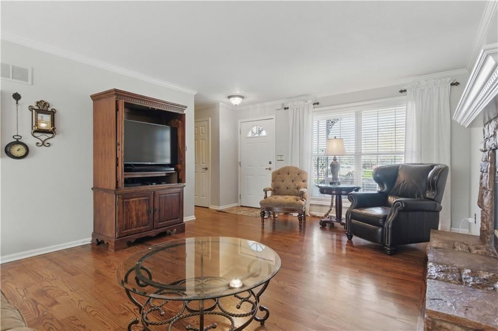 14922 Forest View Circle — photo 20