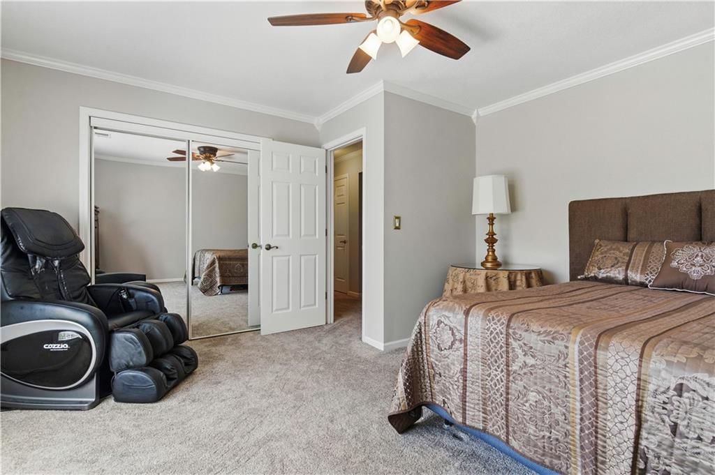 14922 Forest View Circle — photo 31