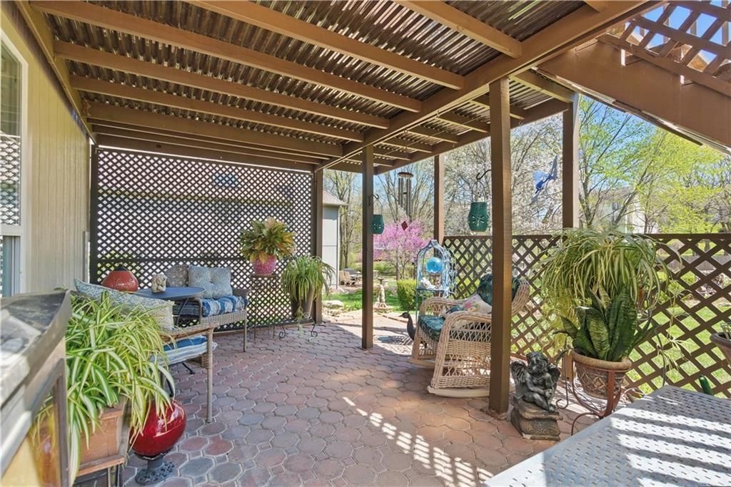 14922 Forest View Circle — photo 38
