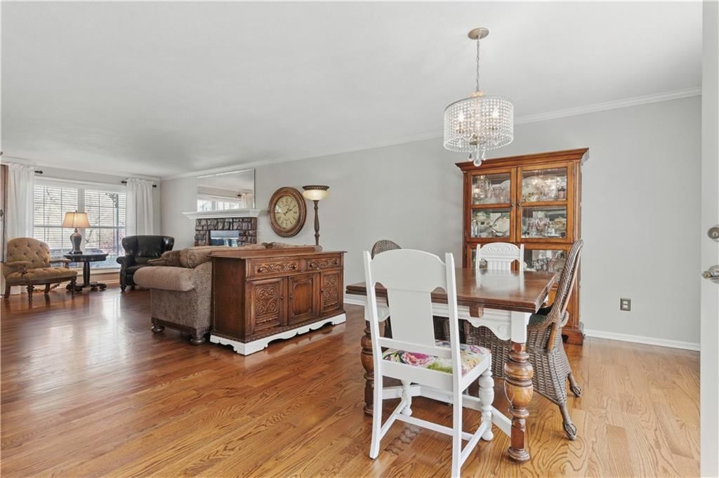 14922 Forest View Circle — photo 7