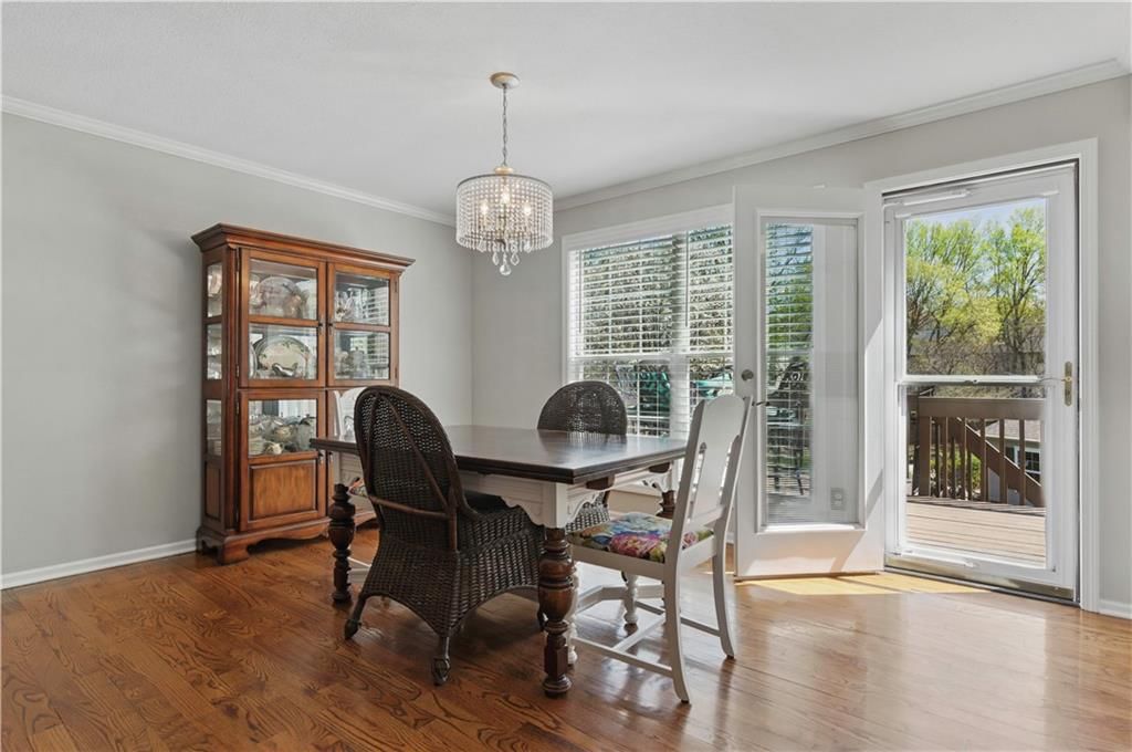 14922 Forest View Circle — photo 8