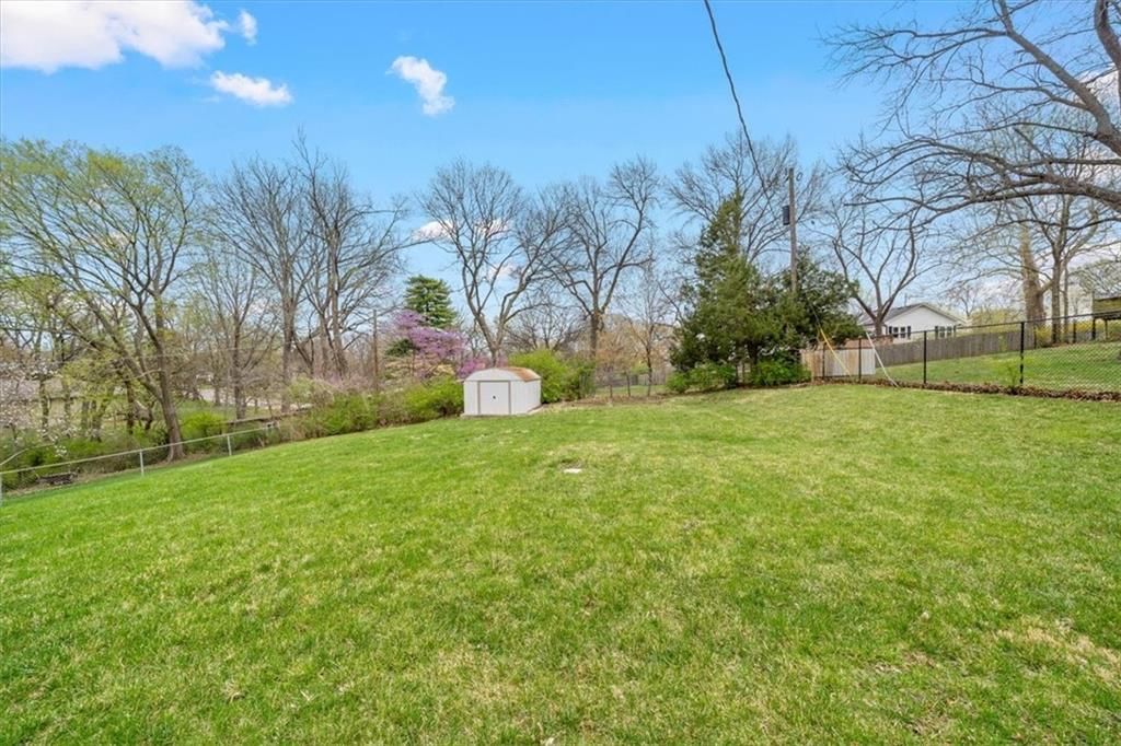 5831 Mastin Street — photo 24