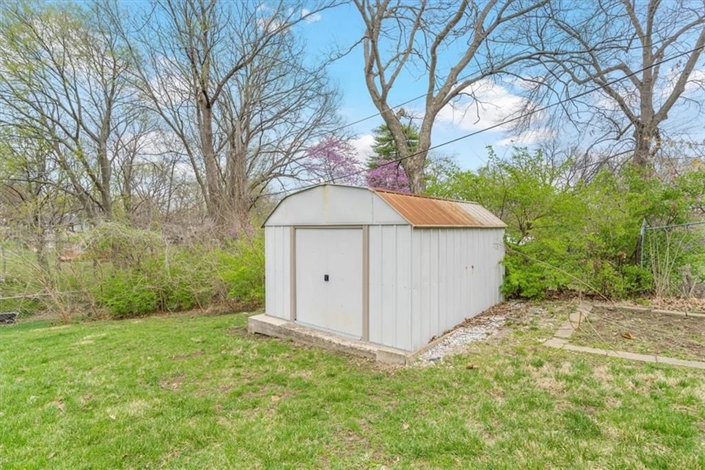 5831 Mastin Street — photo 25