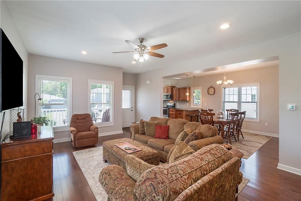 509 N Birch Street — photo 13
