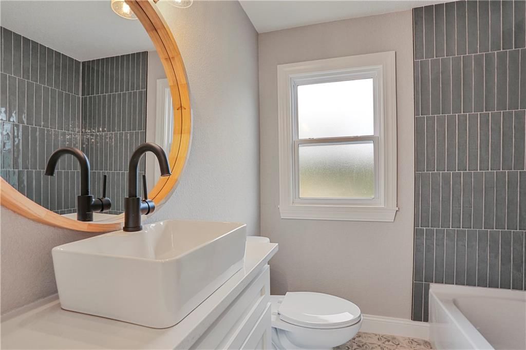 308 NW 83rd Street — photo 9