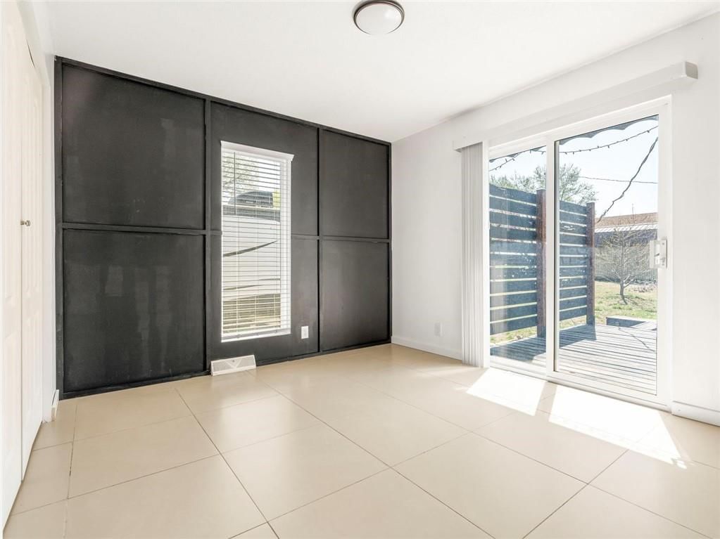 604 Libel Street — photo 11