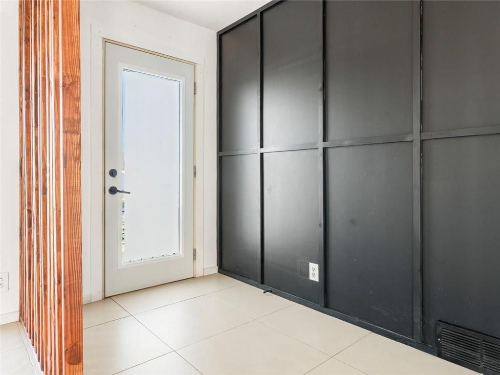 604 Libel Street — photo 5