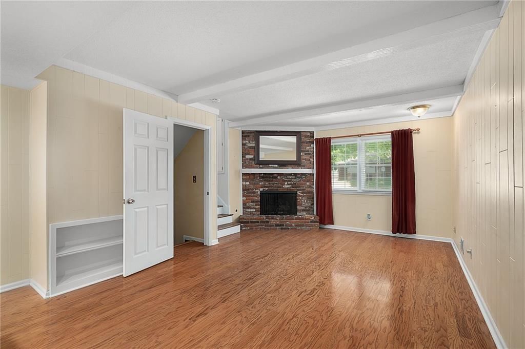 8950 Rene Street — photo 20