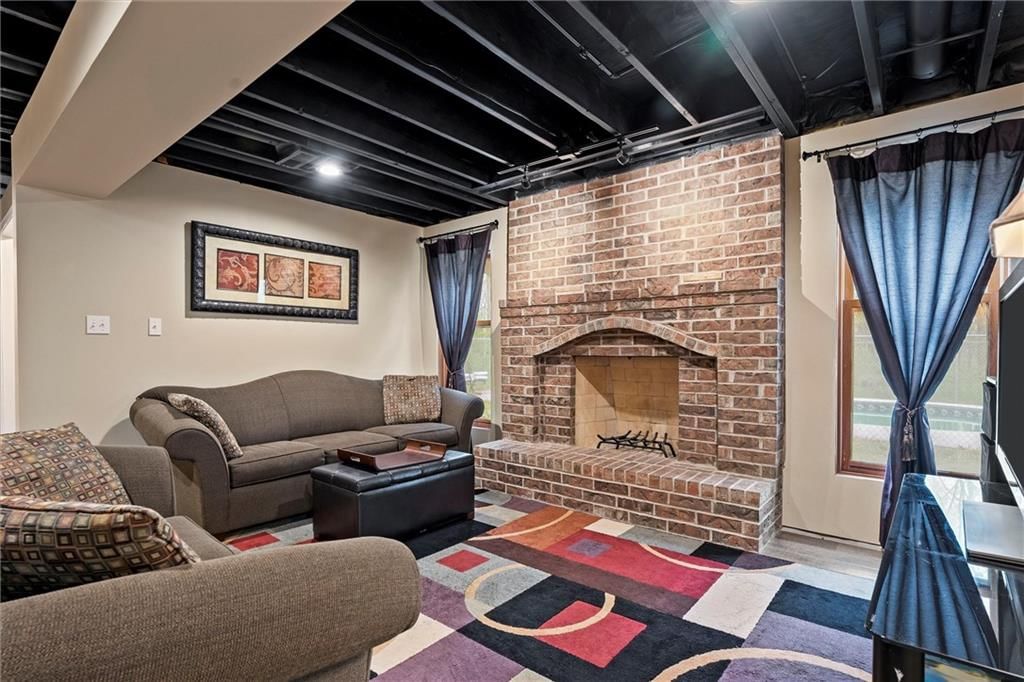 1161 SW Kimstin Court — photo 33