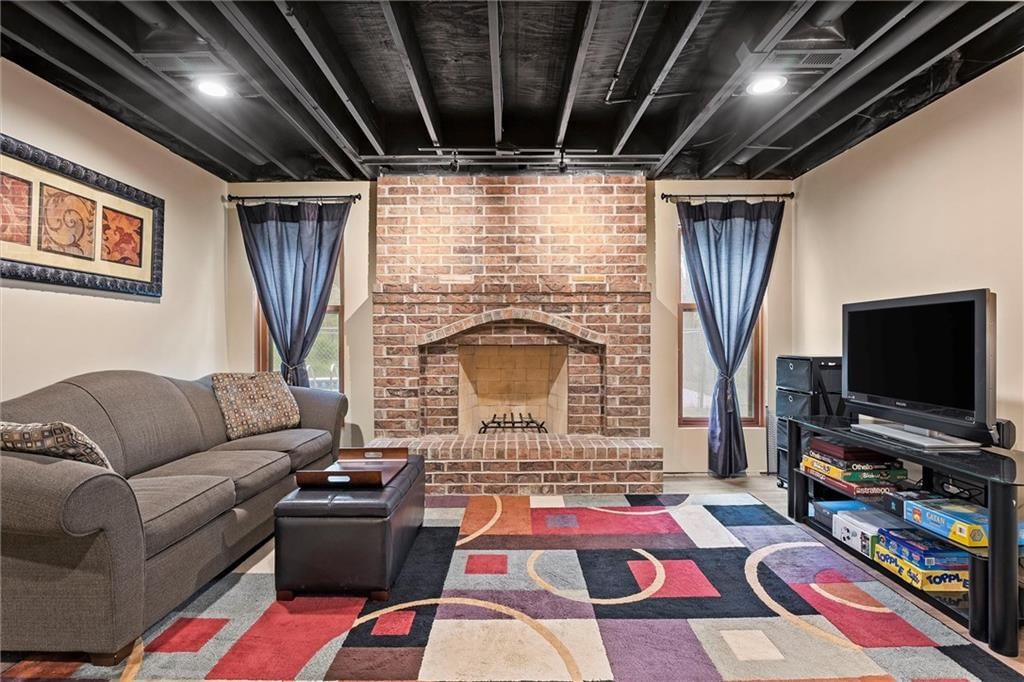 1161 SW Kimstin Court — photo 34
